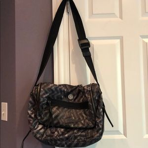 black hole patagonia 70l Duffel, Black w/Black LETTER:D aptosstylecode_221298 Belkin Slim 15